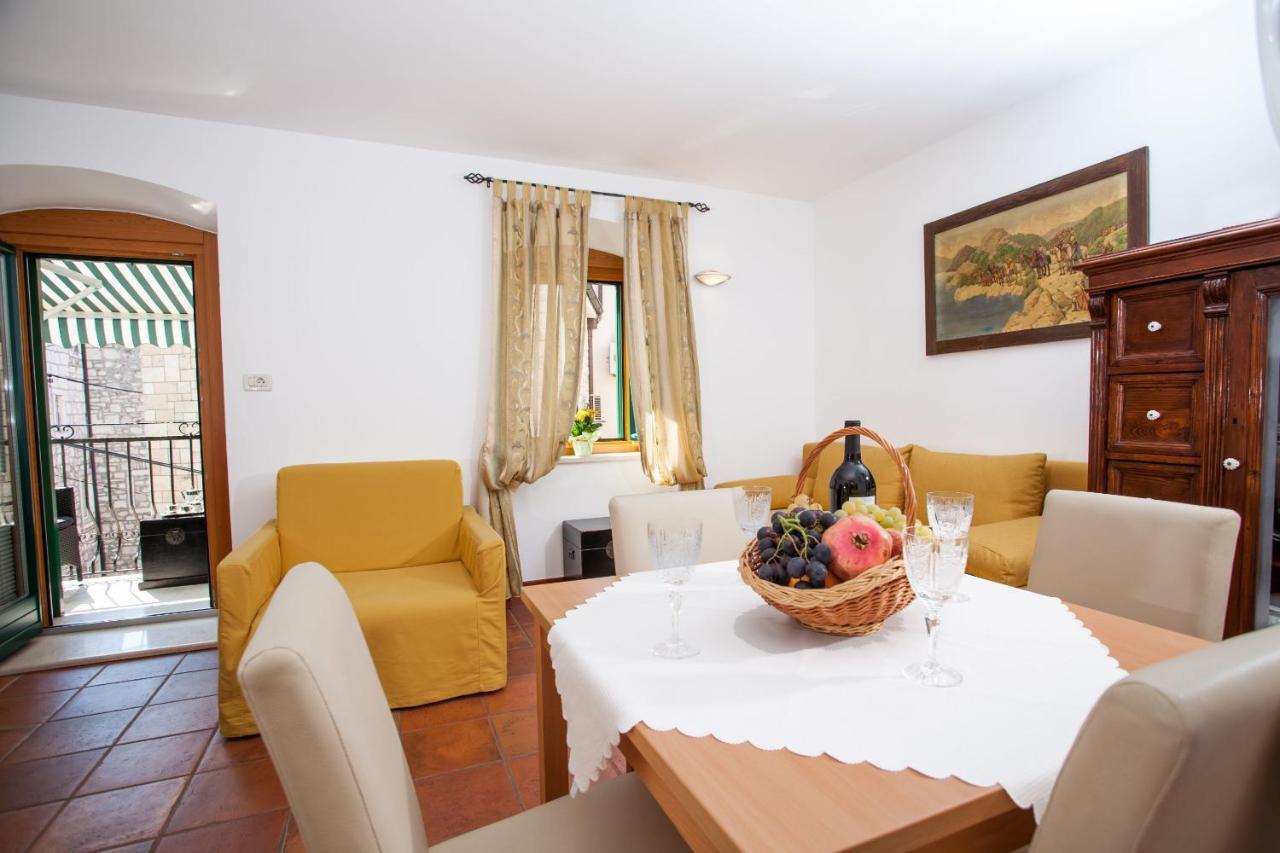 Apartments Linda Makarska Habitación foto