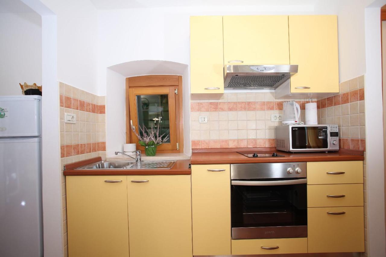 Apartments Linda Makarska Habitación foto